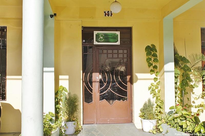 Esmeralda Santo Domingo Esterno foto